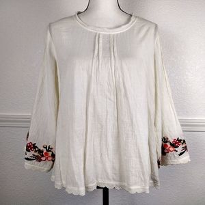 MYSTREE Ivory FLORALEMBROIDERY Long BELL Sleeve Top Size S